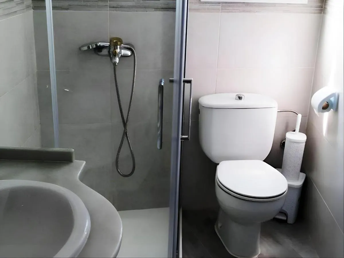 Apartamento Vistas Al Mar Con Terraza Solo Familias Y Parejas 콘일데라프론테라 스페인