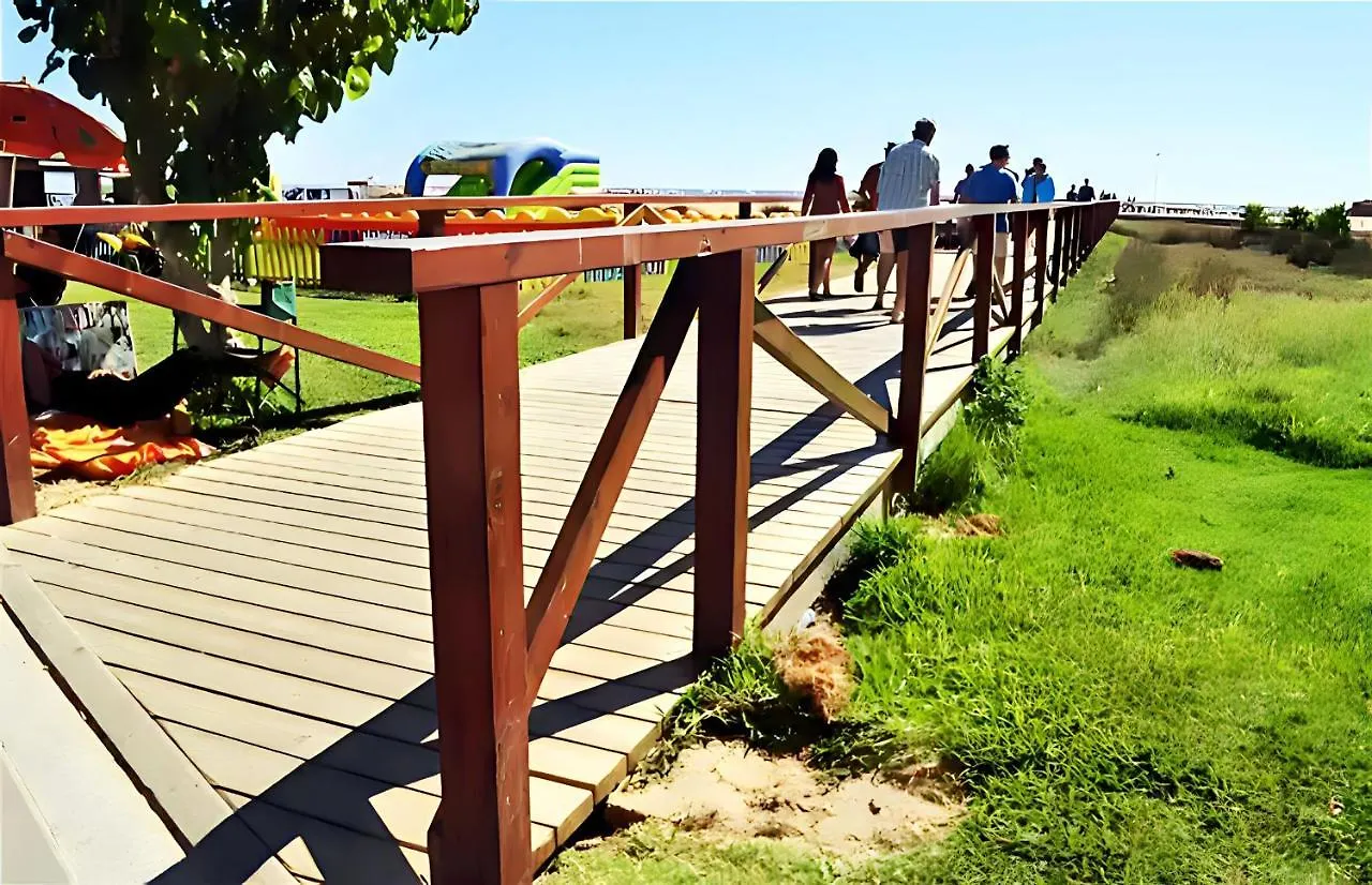 Apartamento Vistas Al Mar Con Terraza Solo Familias Y Parejas Conil De La Frontera Spain